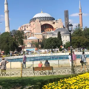  Oda ve Kahvaltı Martı Türkiye