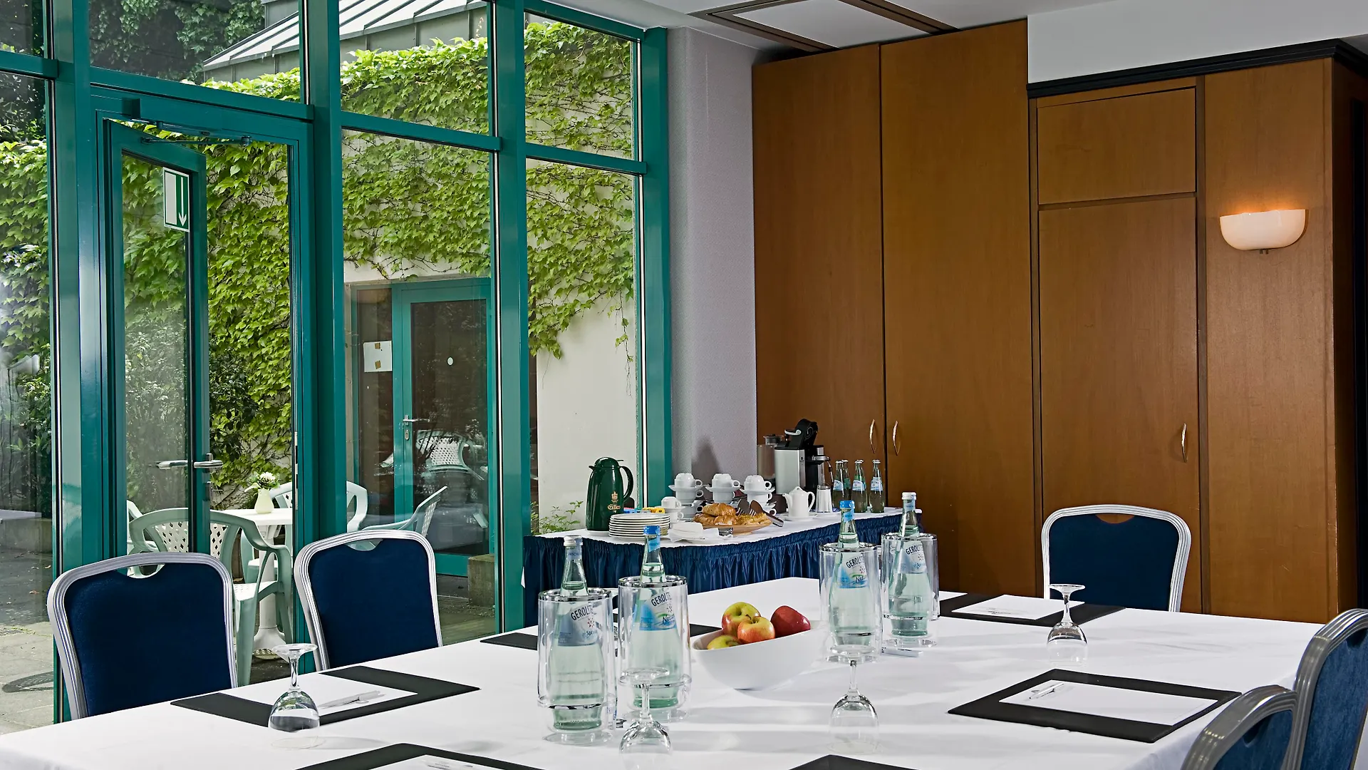 Tryp By Wyndham Koeln City Centre 4*, Köln Almanya